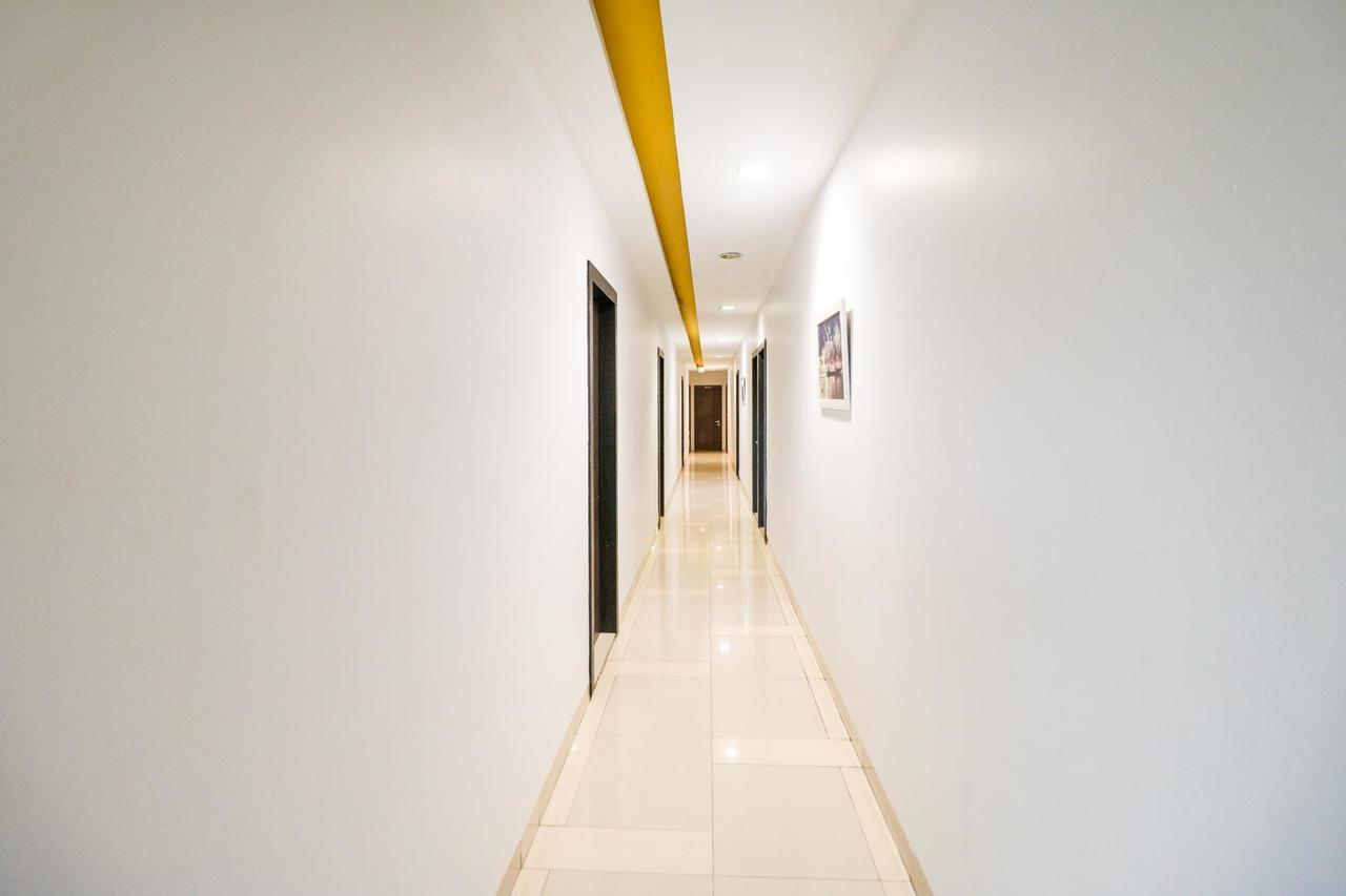 Reddoorz Plus Near Pasar Wisata פקאנבארו מראה חיצוני תמונה